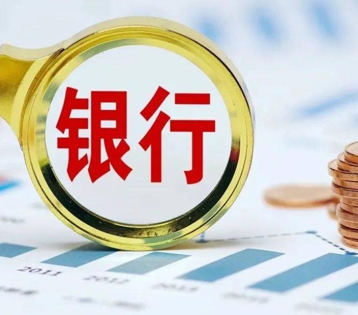 为啥股市一不好，大家就开始盯银行股了？

不是散户突然都学会算PB了。是市场弱的