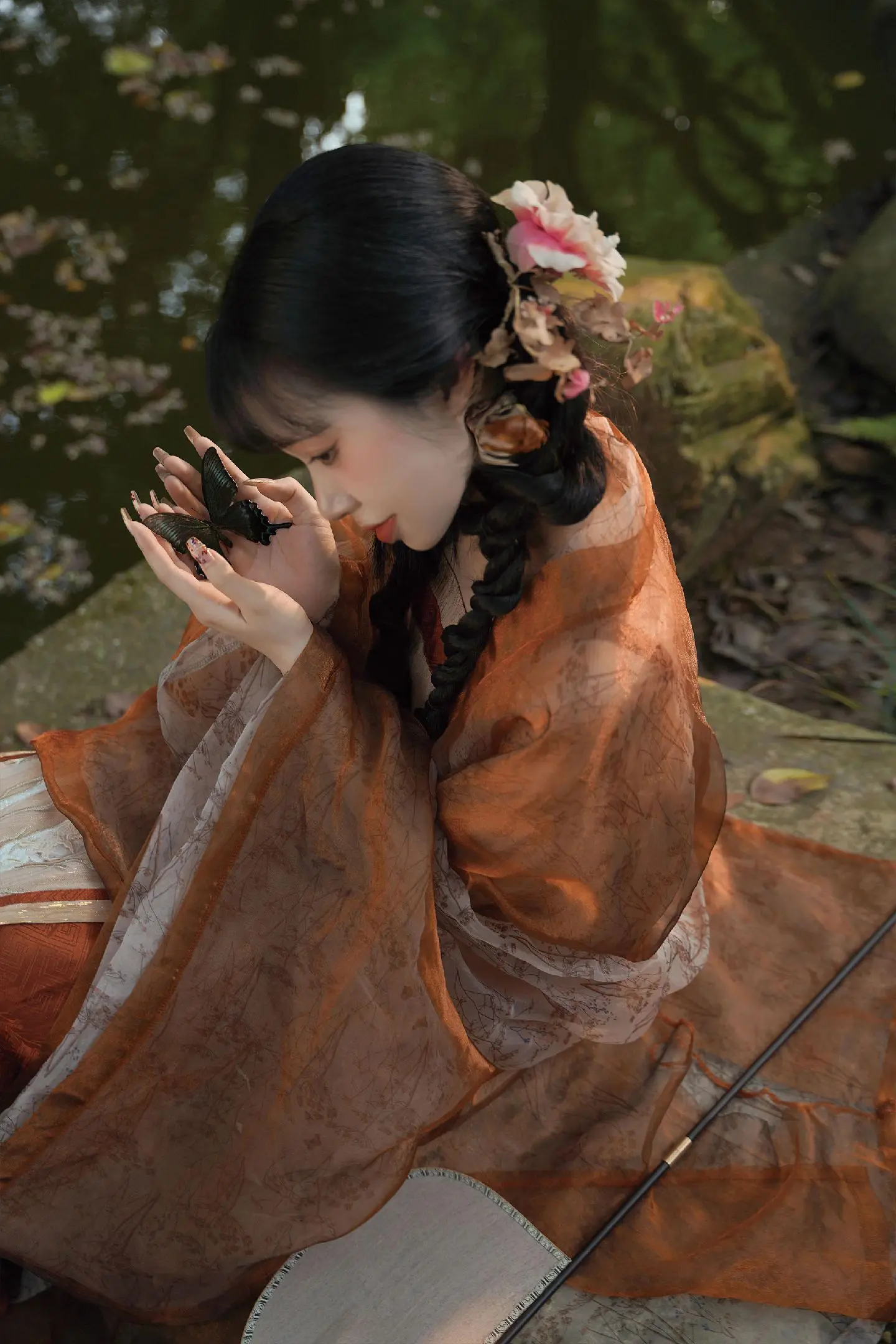 偏我来时不逢春。