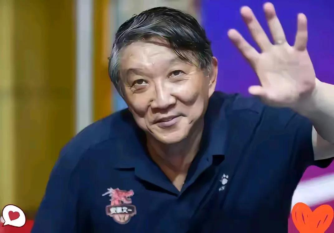 宫指导不下课，将会继续带领中国女篮备战2028年奥运会。
在昨天举行的亚洲杯三四