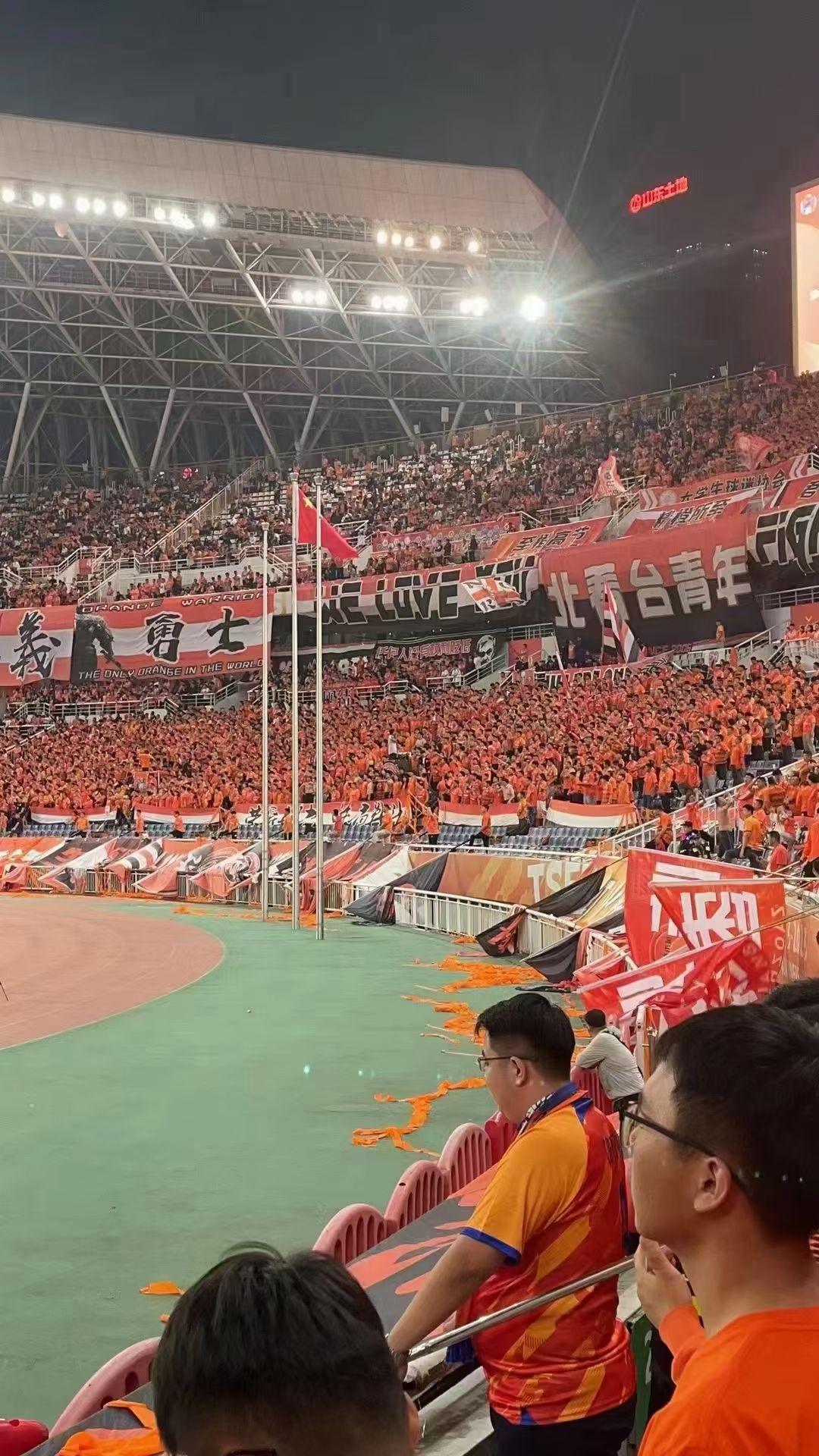 两代神锋搭档，2026泰山成绩如何？
2026最让山东球迷关心的是山东泰山的主教