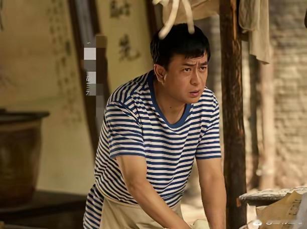 于和伟和张嘉益是近十年以内，最火的两位演技派明星！前多年张嘉益领先于和伟，最近几