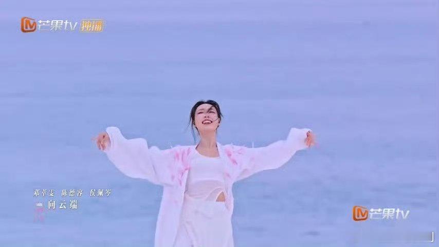 管乐感谢朱洁静为自己编舞朱洁静为向云端组编舞 管乐发文感谢朱洁静姐姐为她们《向云