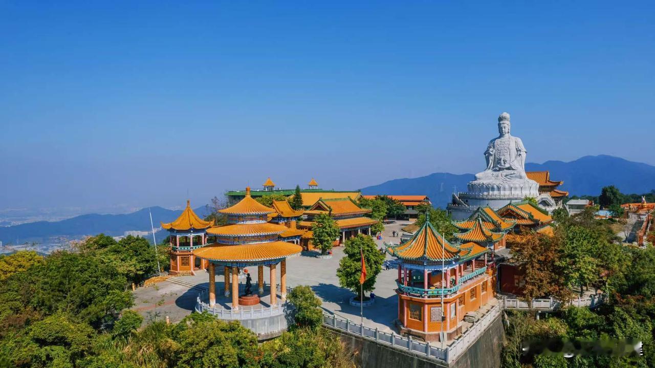 新年许愿超灵，打卡超出片，东莞观音山作为粤港澳地区家门口的福缘胜境，也是备受大家