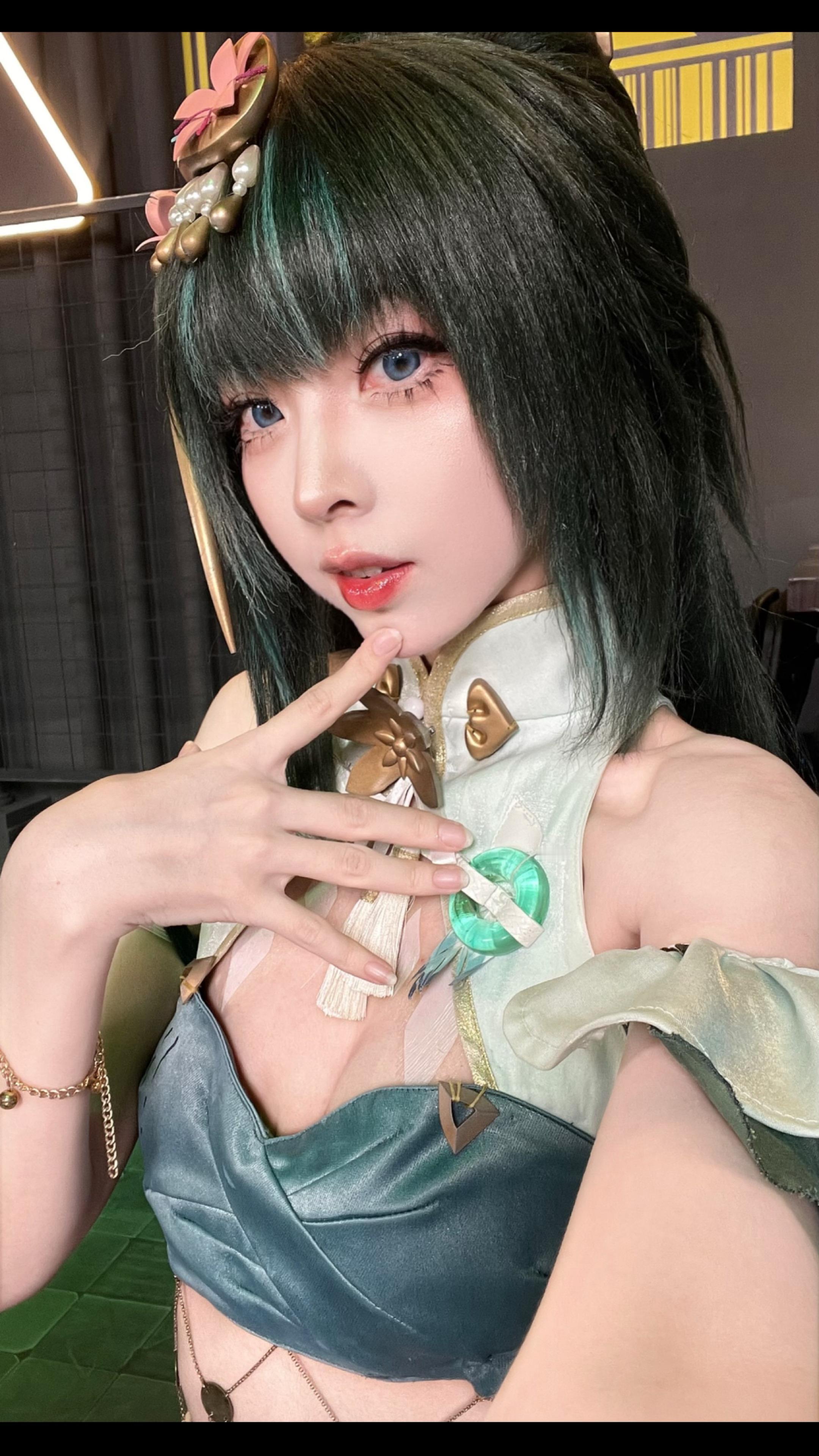 战双帕弥什[超话]kurofest库洛嘉年华含英檀心 早上好指挥官～今天是含英泳