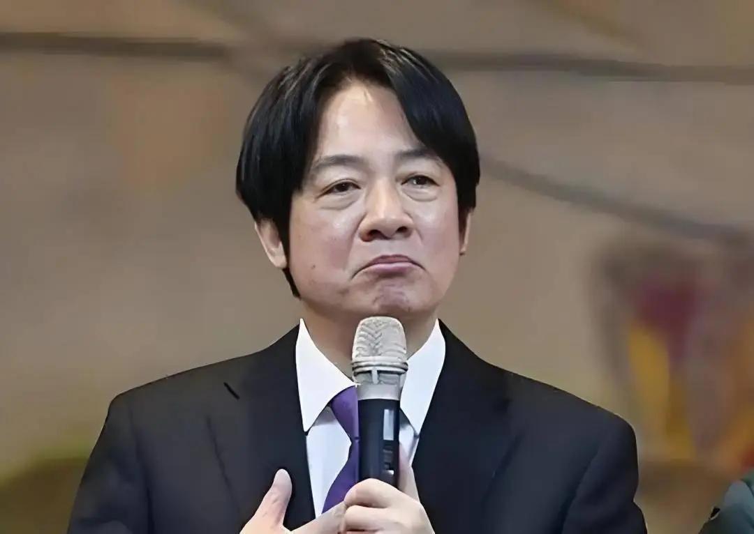 【特朗普与高市早苗通话后，赖清德突然抛出“史上最大”的特别军费预算，400亿美元