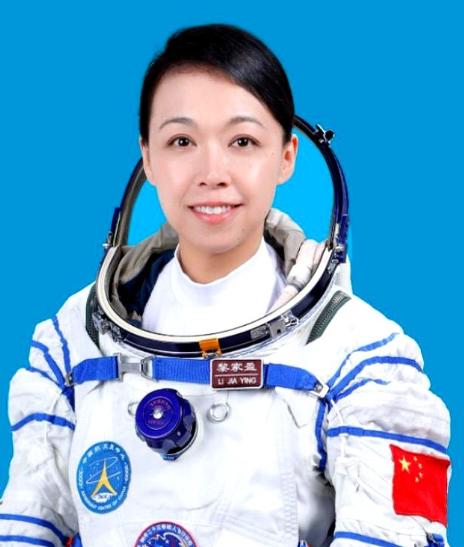举国沸腾！香港本土首位航天员黎家盈入驻天宫仅7天，港府火速向航天办递交专属申请，