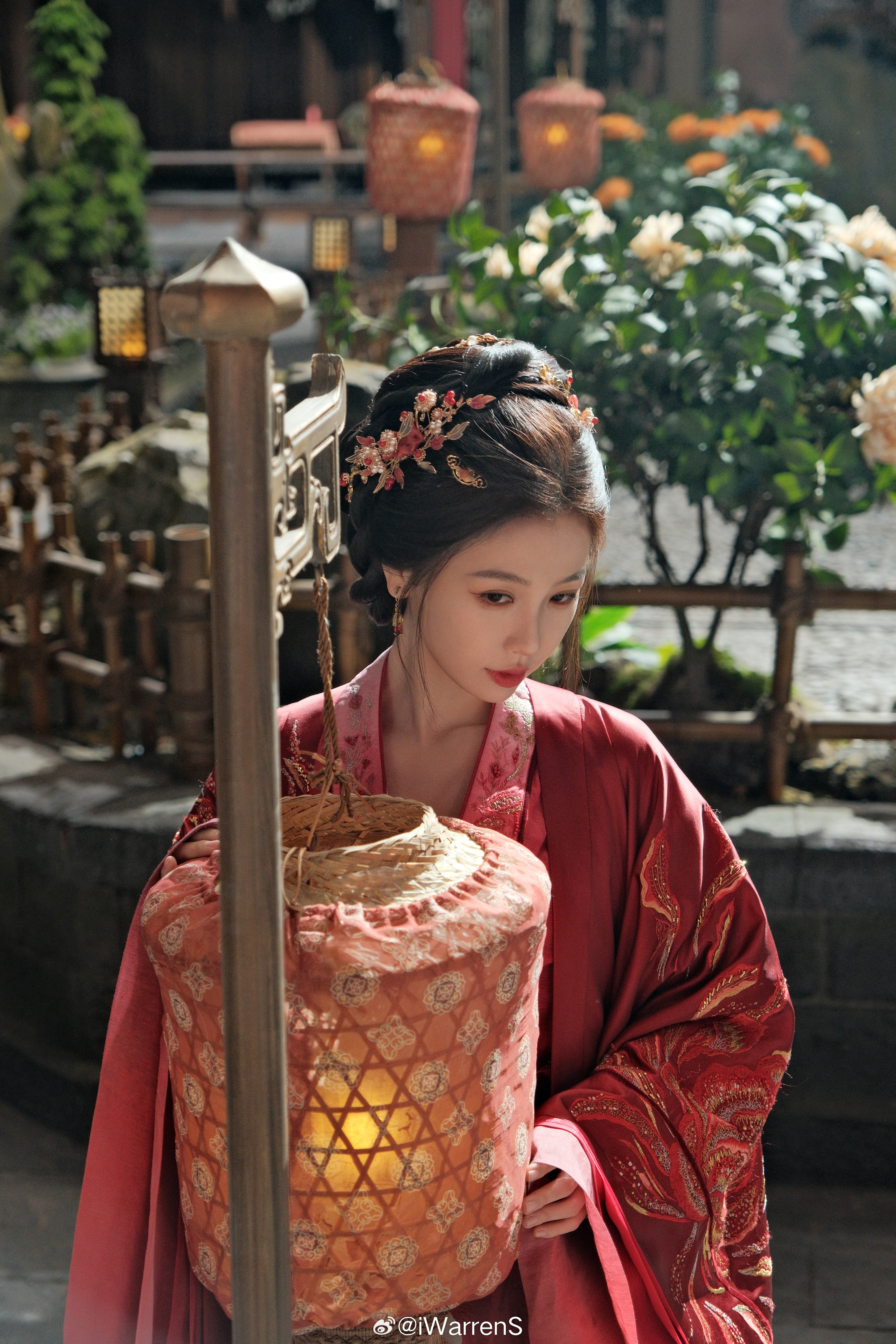 云初令虞书欣愿岁岁年年皆如今夜圆满！元宵节快乐呀！