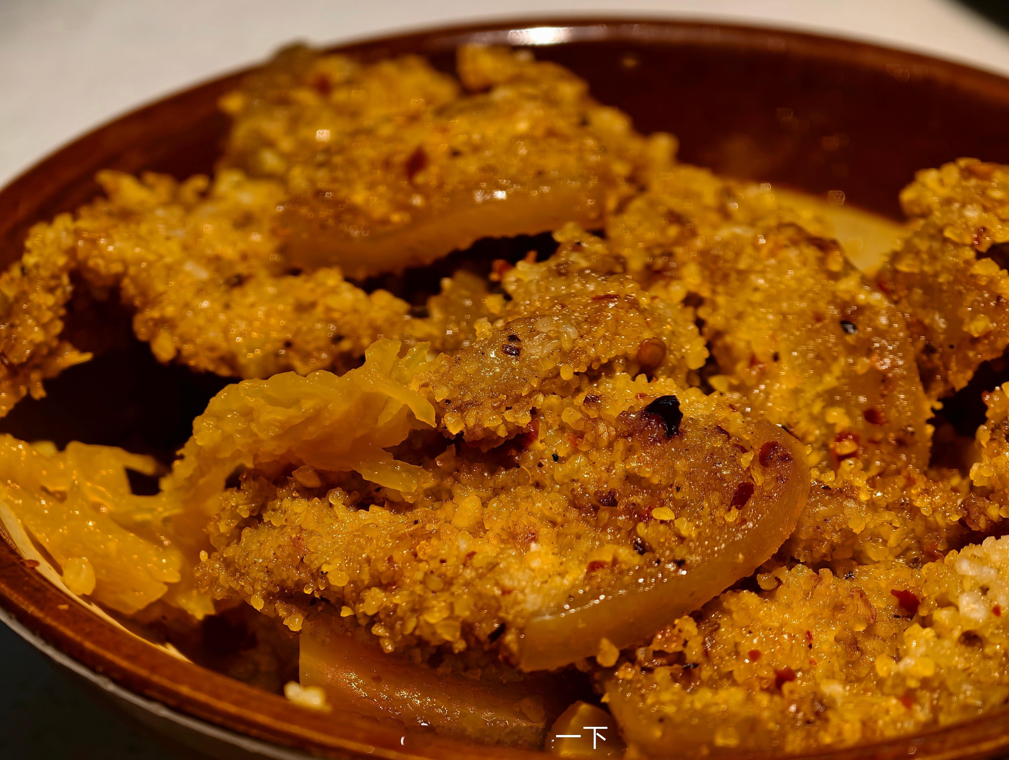 2025假期最后一天晚安朋友们，昨晚在成都吃的这粉蒸肉很肥，但吃起来没有肥肉的感