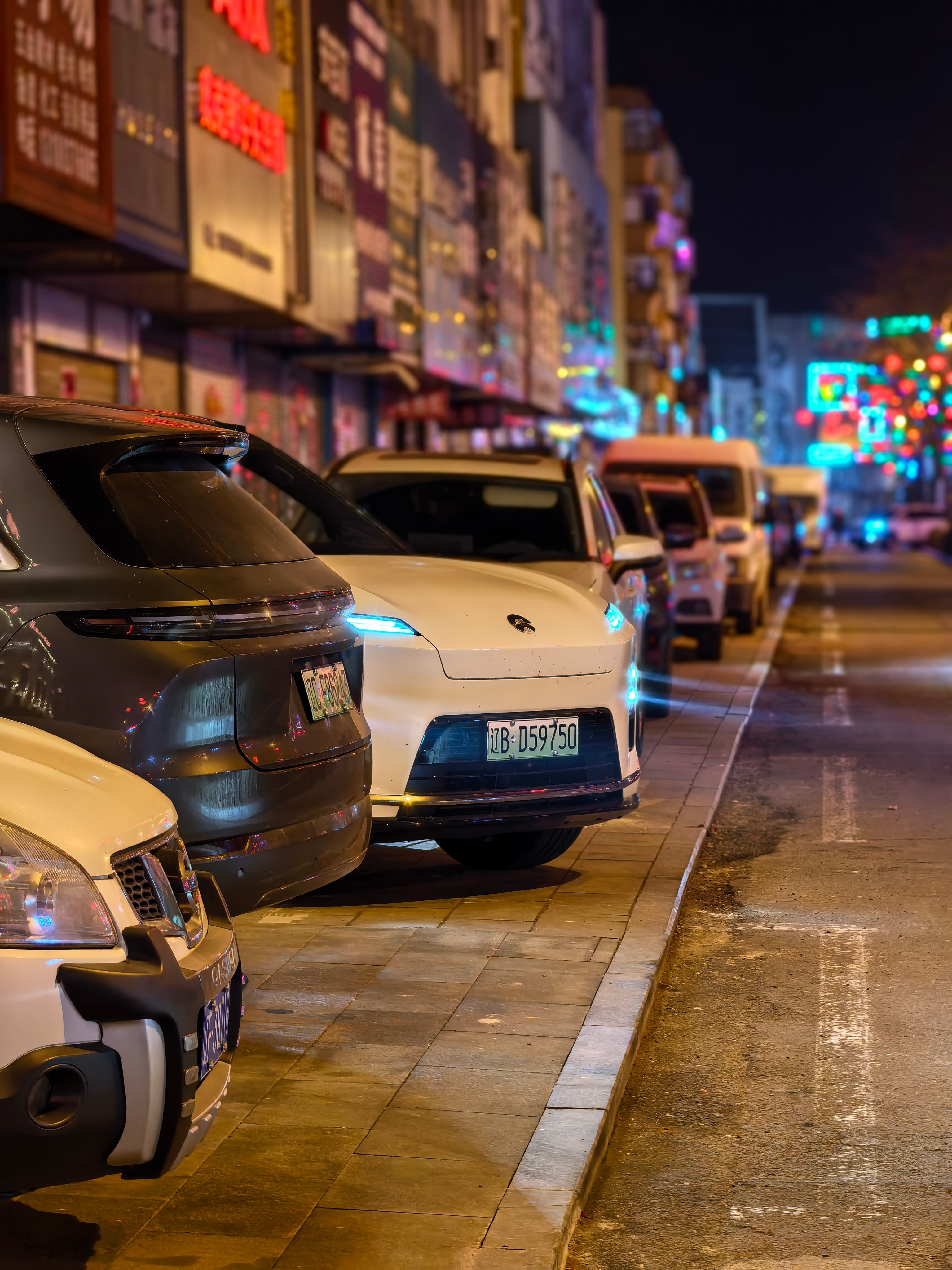 新年的工作日开始了我给自己订了 1 年目标 5 年计划默默坚持努力，希望都能实现