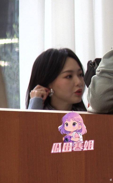 唐嫣复工生图 唐嫣最新复工状态，这是在拍什么物料吗 唐嫣最新复工状态