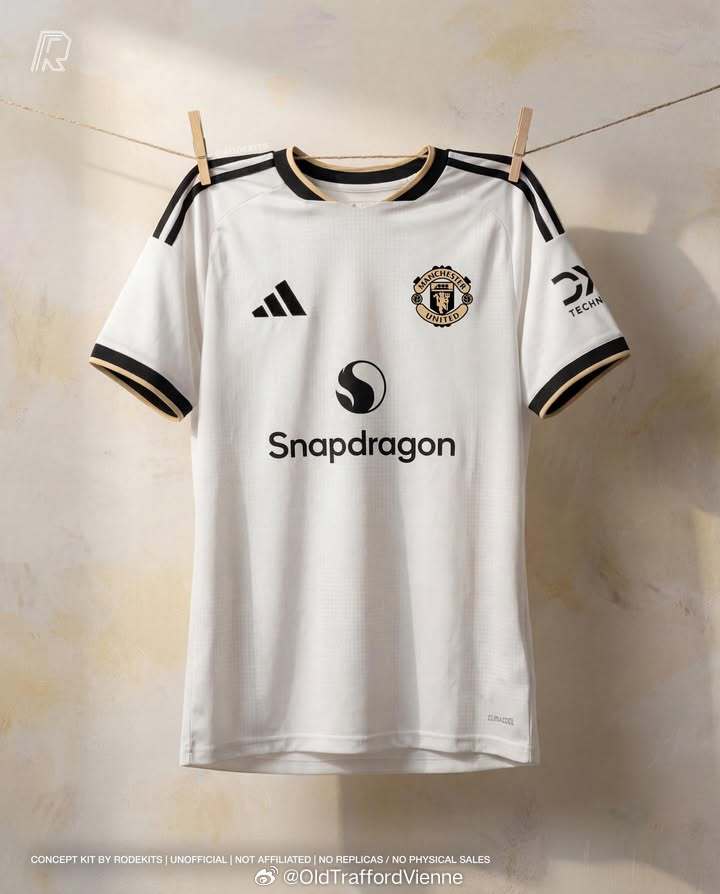 曼联26/27赛季客场白？金色队徽 