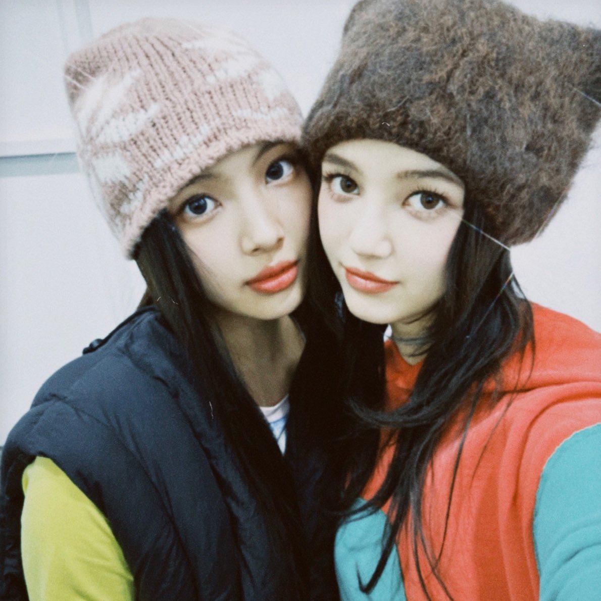 👭🏻🧶🧵✨ ​​​