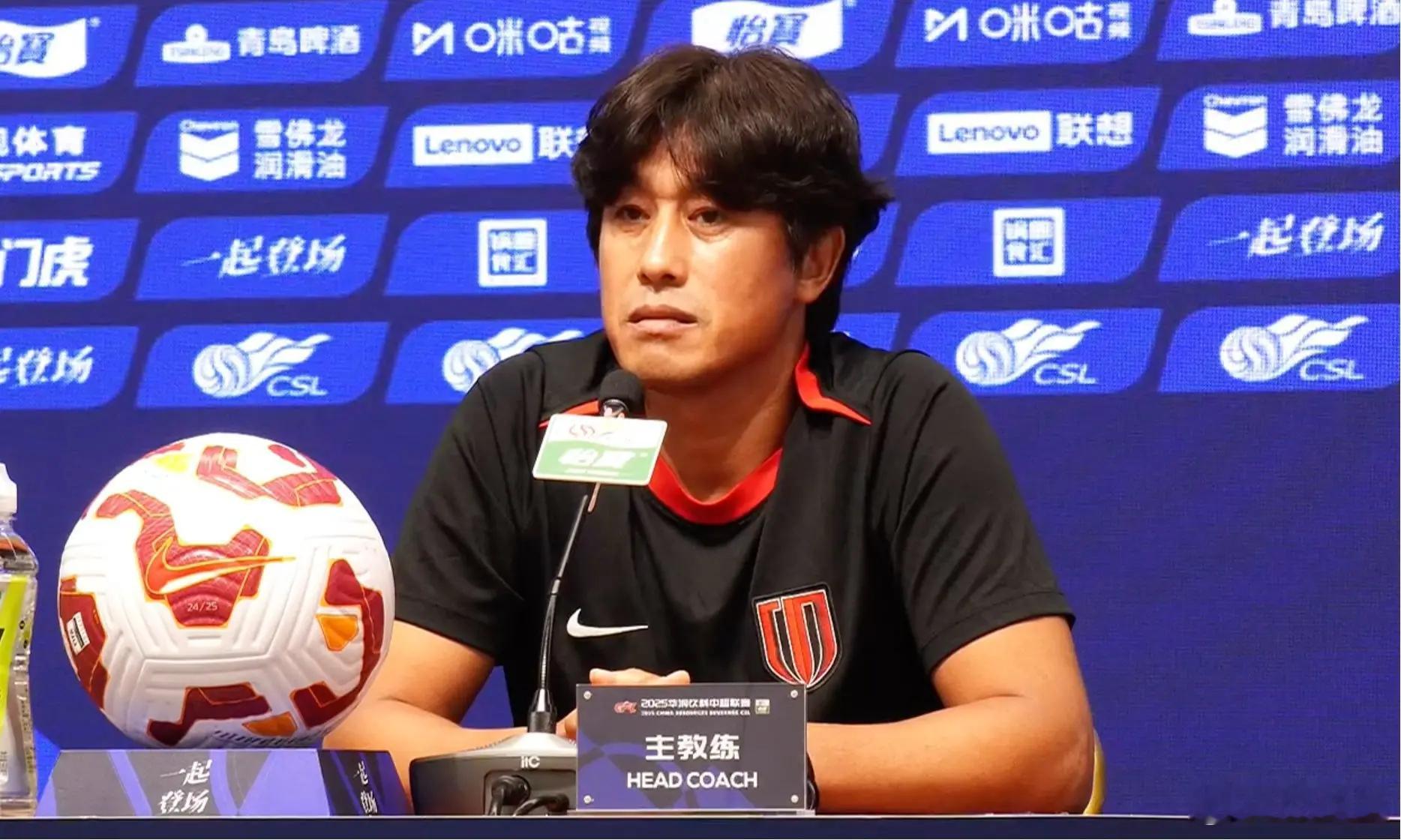 徐正源炮轰成都蓉城高层相信徐正源也是真的被逼急了，加之因此出现成绩下滑又得算自己