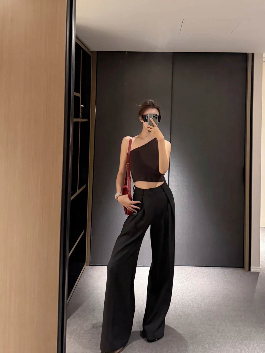 一个人带动全办公室留了8条！