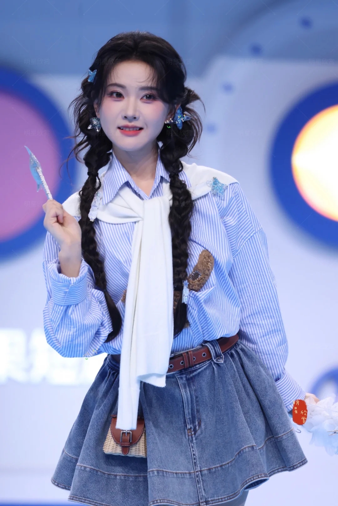 学院风的林秋奈敲可爱