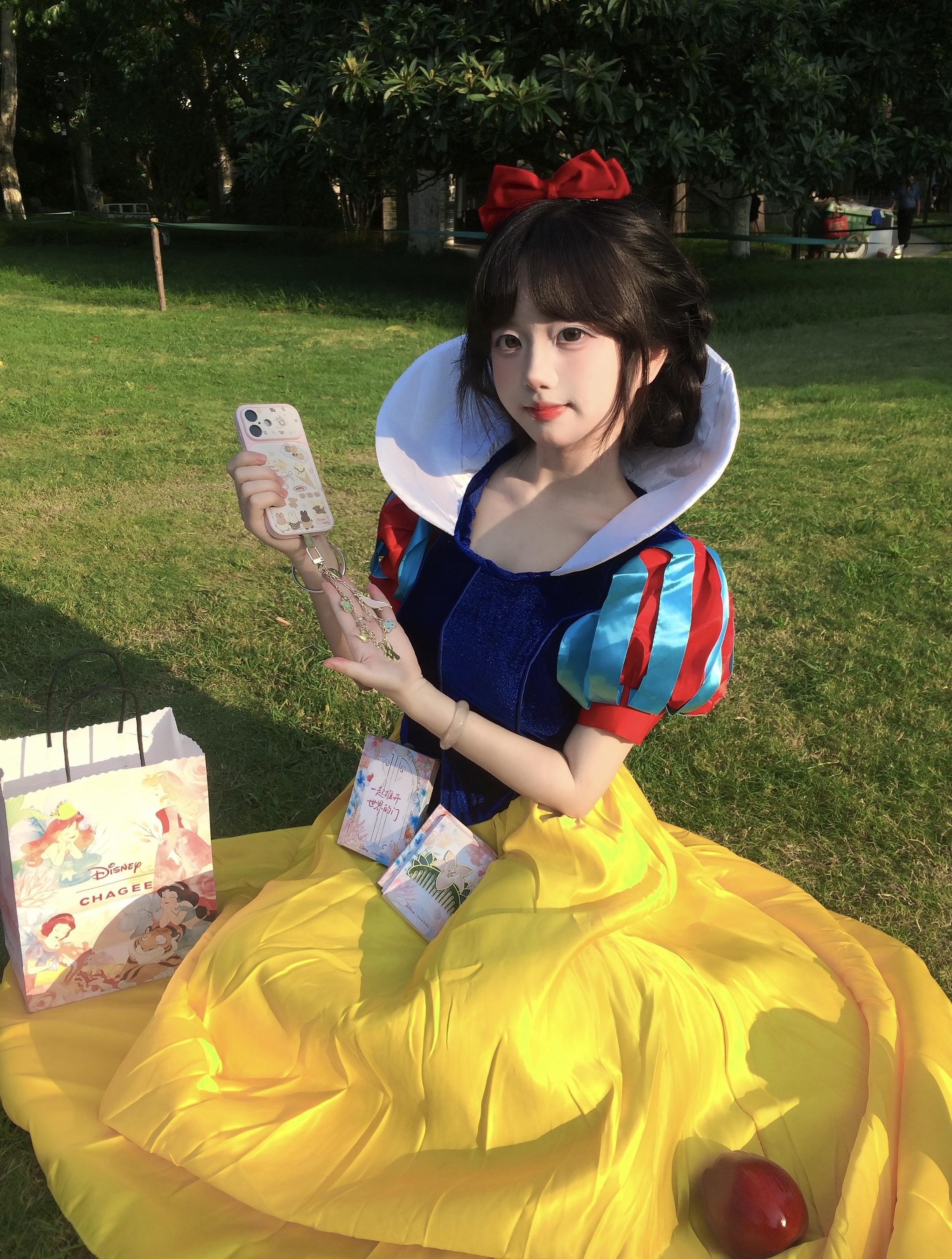 白雪公主幸福的秘诀是 *.°◎⋆★⋆.°拥有苹果 只在意苹果🍎