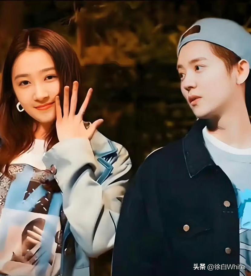 3月15日，看到热搜爆双顶流情侣已复合
字字不提鹿晗关晓彤，字字都指向他俩！
关