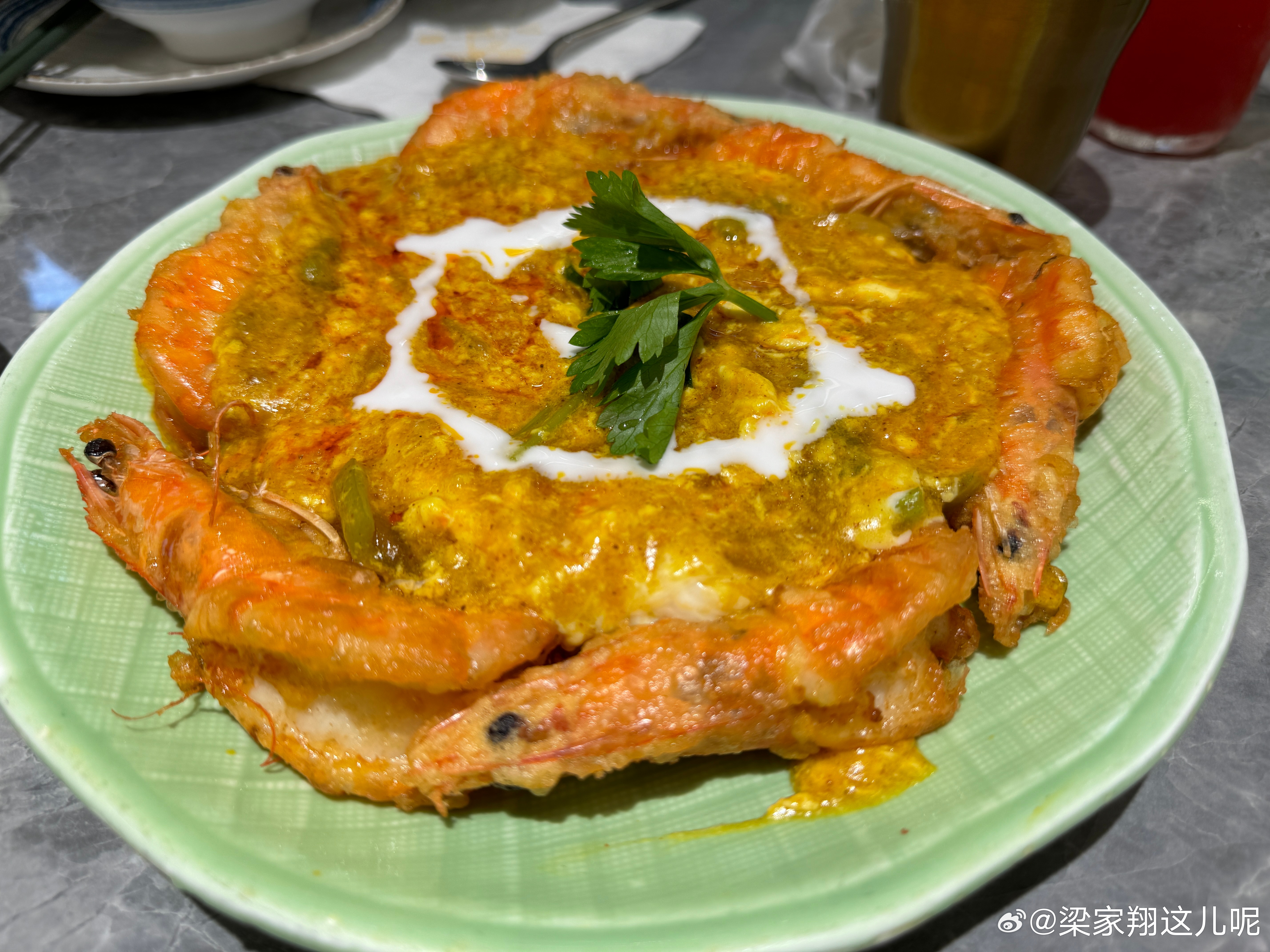 今天中午恰个泰国菜 饿了 其他菜 忘了拍了…… ​​​