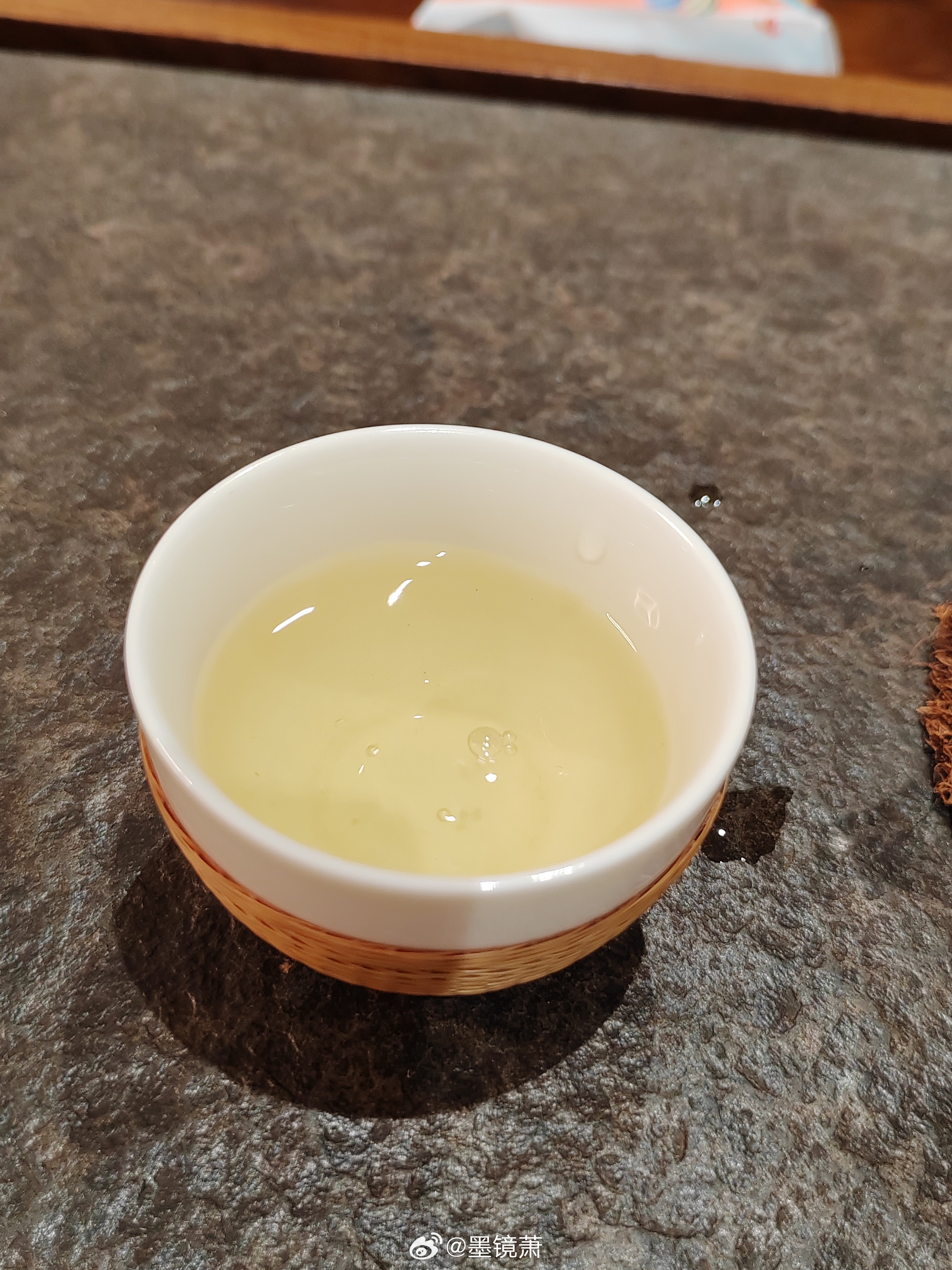 体验标准安溪铁观音，正炒正味之清香型铁观音的兰花香，纯净度、高雅花香以及油柔细腻
