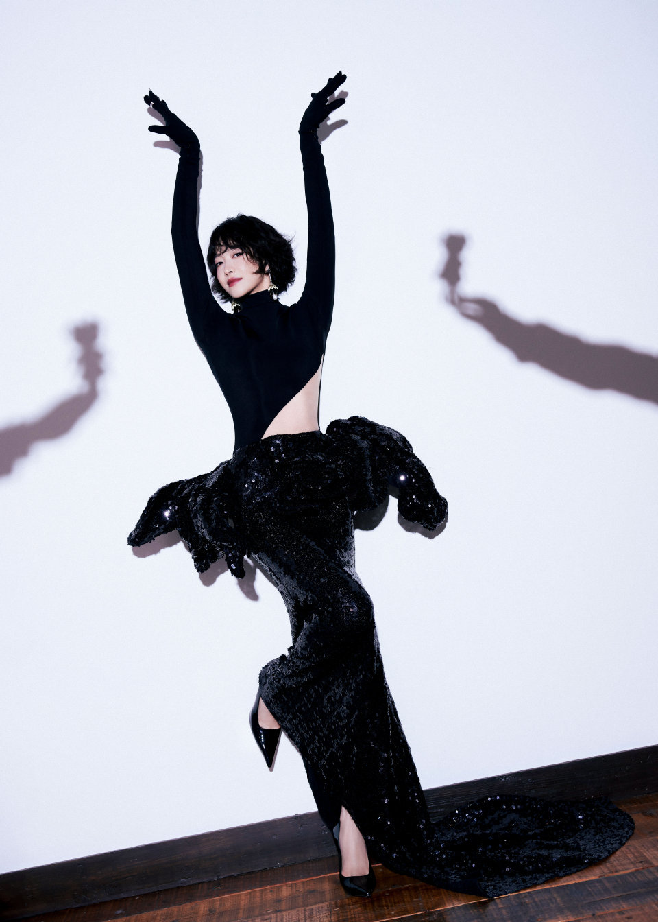 宋茜T风格论坛演绎Stéphane Rolland 2024 秋冬高级定制系列裙