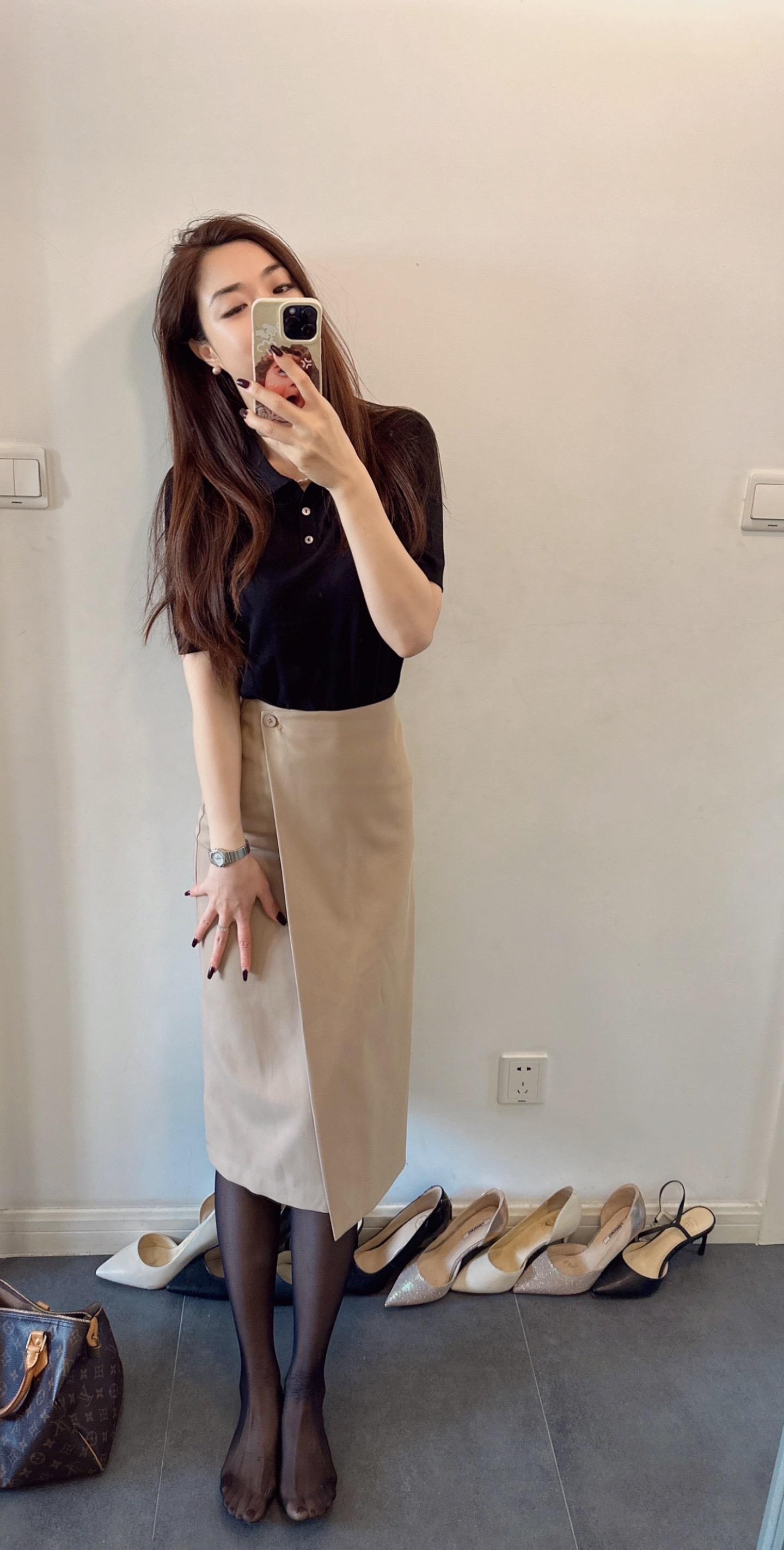 上班了💼。
