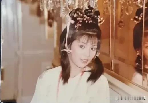 那么多版黄蓉，各花入各眼，但在我心中，翁美玲最美🌼翁美玲
