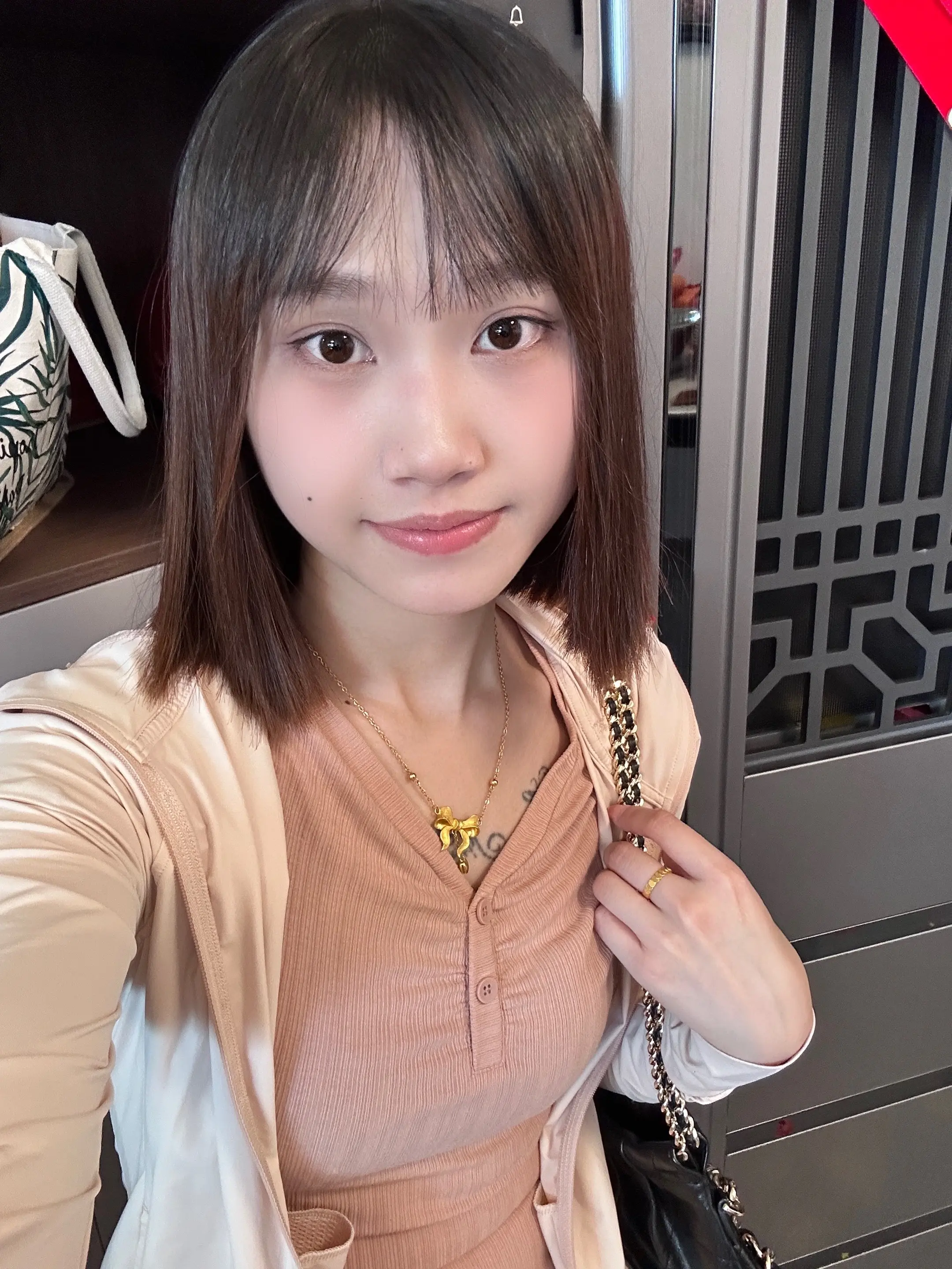 老偷看我干嘛 过得好你又不乐意