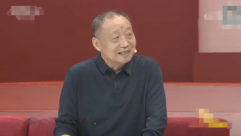 2001年内蒙古，儿子高考549分，富豪父亲怎么也不肯出学费，直到8年后他心梗住