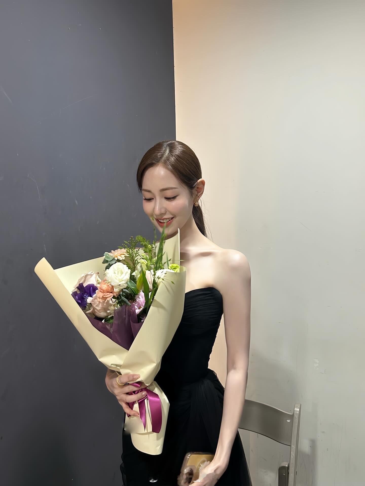 恋综单身即地狱里有主见 高情商 敢于追求也懂止损的富家女申涩琪可以说是演员转型非