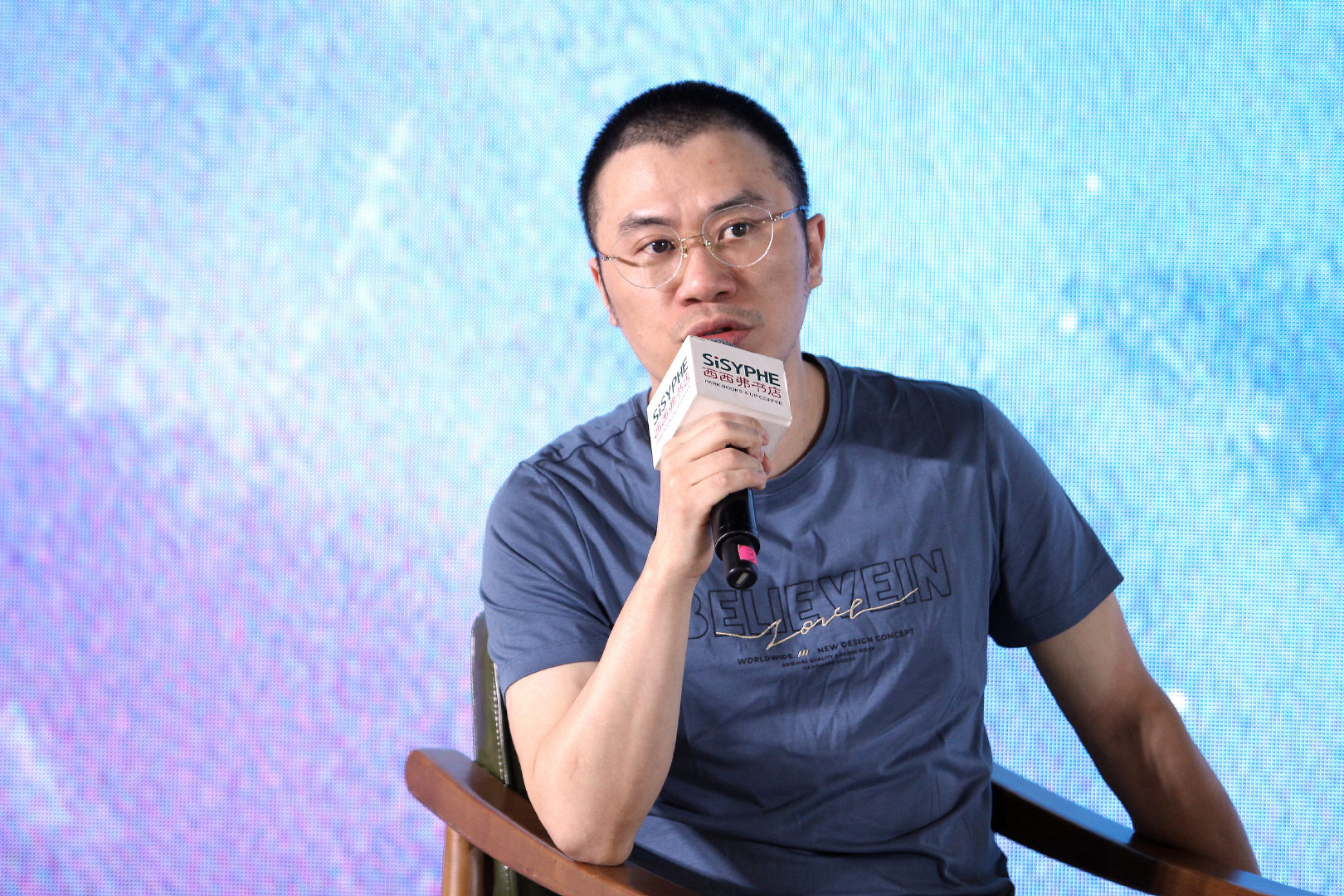 【紫金陈自曝炒股收益，紫金陈近两年股票收益率30%】据钱江晚报，热播剧《低智商犯