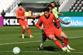 昨晚的亚洲杯，应该是从有足球以来，中国国家男子足球队第一次没有看别国的脸色自主出