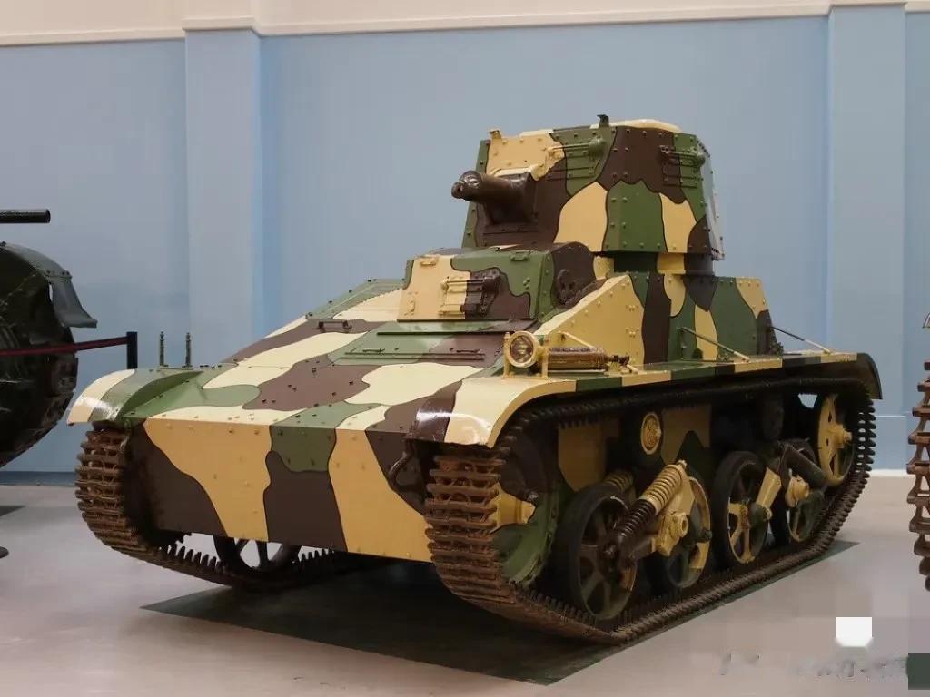  T15坦克是维克斯公司生产的外贸型坦克，全称维克斯-卡登劳埃德1934型T.1