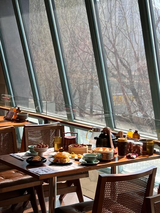 不是上海！！在沈阳！！！🌊河景复古小洋楼🕍好好吃啊！！！