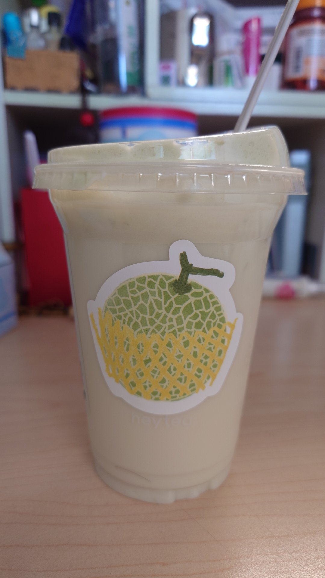 喝一半打翻一半被动减少热量了不过其实一般般 