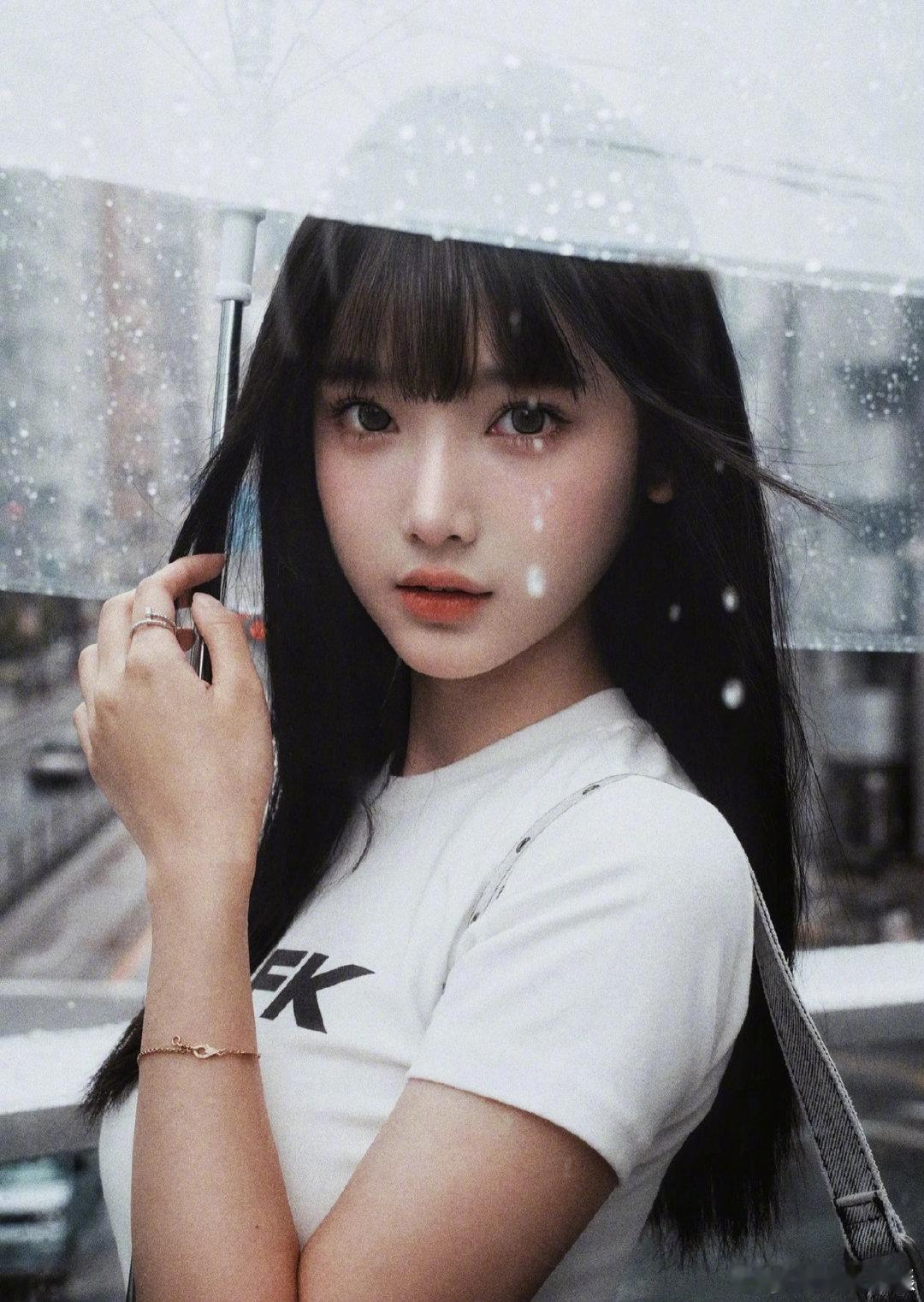 歌手组找的对象都好年轻啊 歌手组找的对象都好年轻啊林俊杰和七七差21岁，周杰伦和