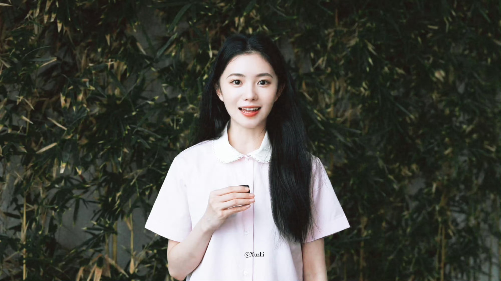 刘浩存的美貌确实挺招人喜欢赖伟明最励志的追星封神剧本早年评论区藏着赖伟明纯粹的偏