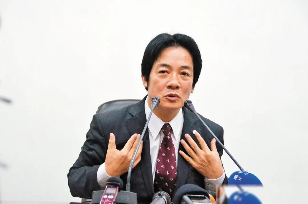 5月20日，赖清德抛出的台岛“0到18岁每月发5000元”措施，乍一听简直天上掉