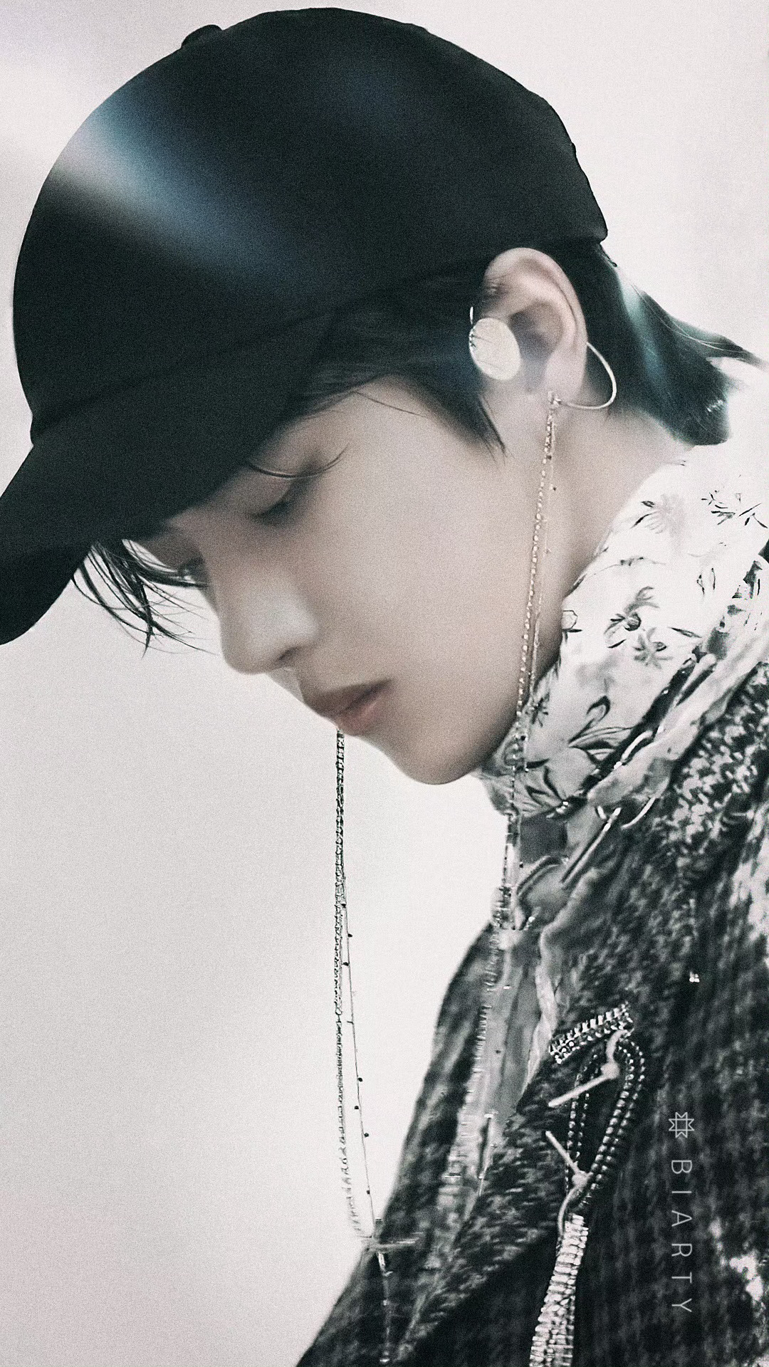 全是硬照啊！古希腊掌管时尚与杂志的神。cr:logo 