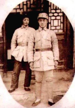 1941年前后，李天焕和刘涑在一起。