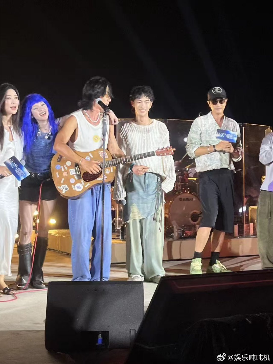 又一个星二代发歌了 恩利发新歌《nihilistic joy》，之前就关注他的艺
