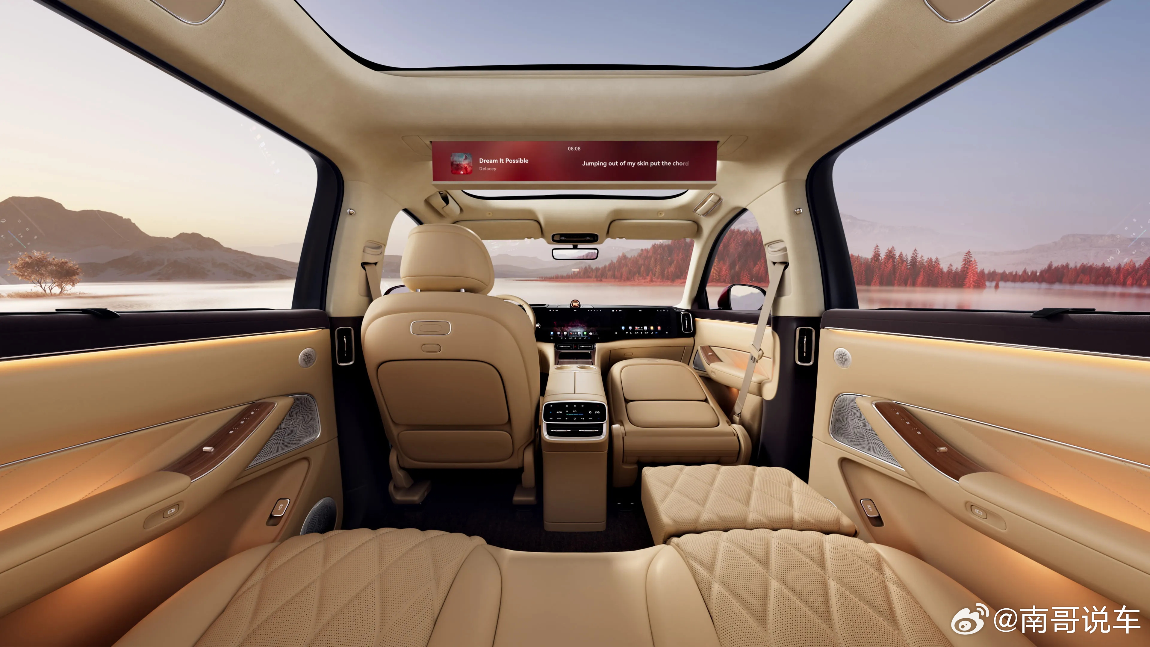 问界M8 家族现在也是人才济济，最近新增一个 Max 增程长续航版，53.4kW