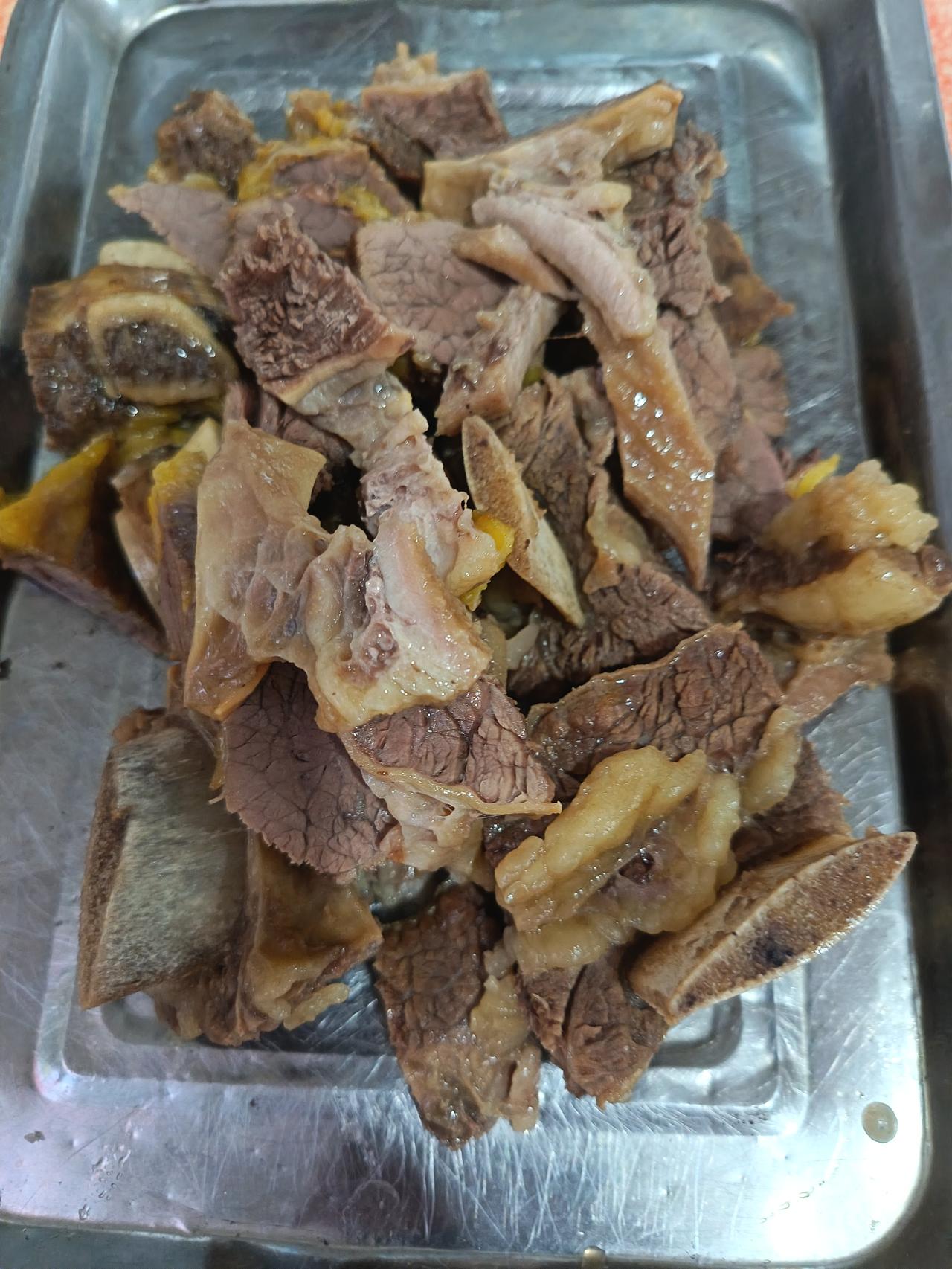 早上好呀，[玫瑰][咖啡][合十]，人生，快乐就好；亲情，想着就好；朋友，不忘就