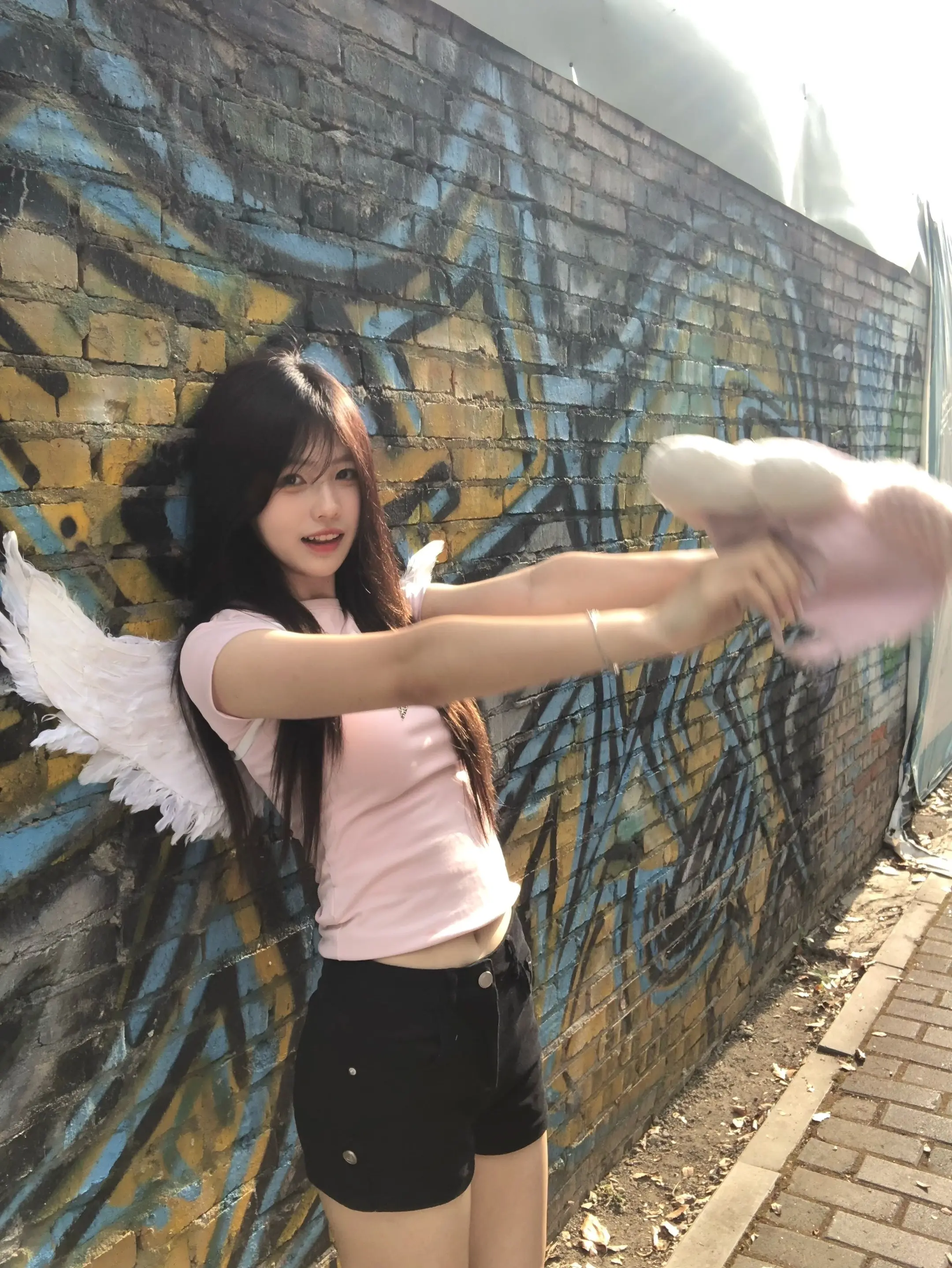 我承认我是天使只是偶尔有点坏。