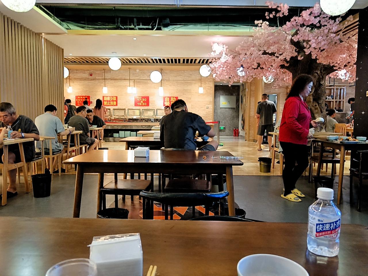 我说燕郊生活成本低，适合养老您还别不信…
前些天在网上花39.9团的洗浴券太香了