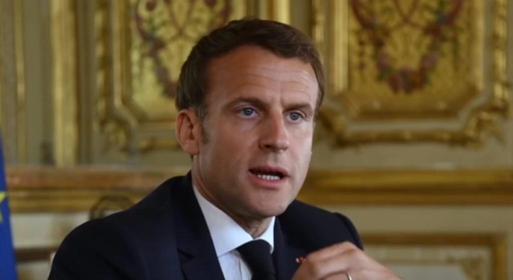 法国总统马克龙在接受采访时重申，不排除法国向基辅派兵，当然前提就是俄军突破乌东前