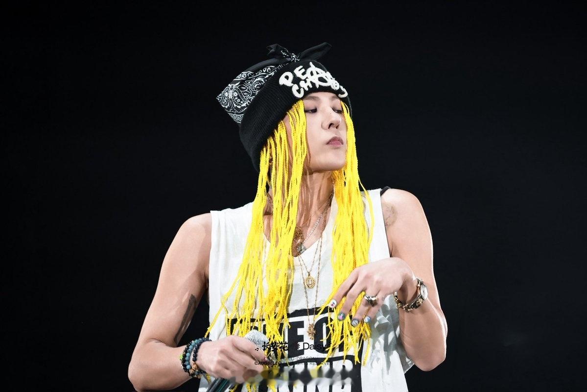 权志龙复刻2012年造型 权志龙复刻《One Of A Kind》经典造型，14