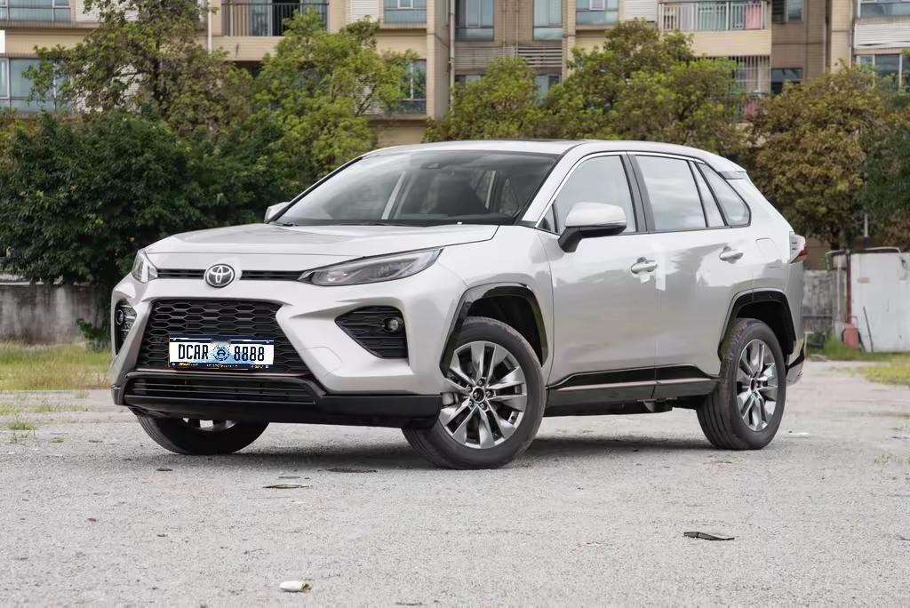 二手丰田威兰达导购：2代车型，哪款值得买？
威兰达作为RAV4荣放的姊妹车，主打