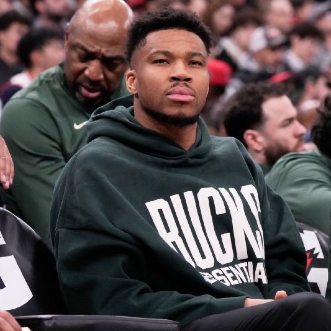 BrettSiegel：骑士队有一条潜在的路径，可以利用贾勒特·阿伦和埃文·莫布