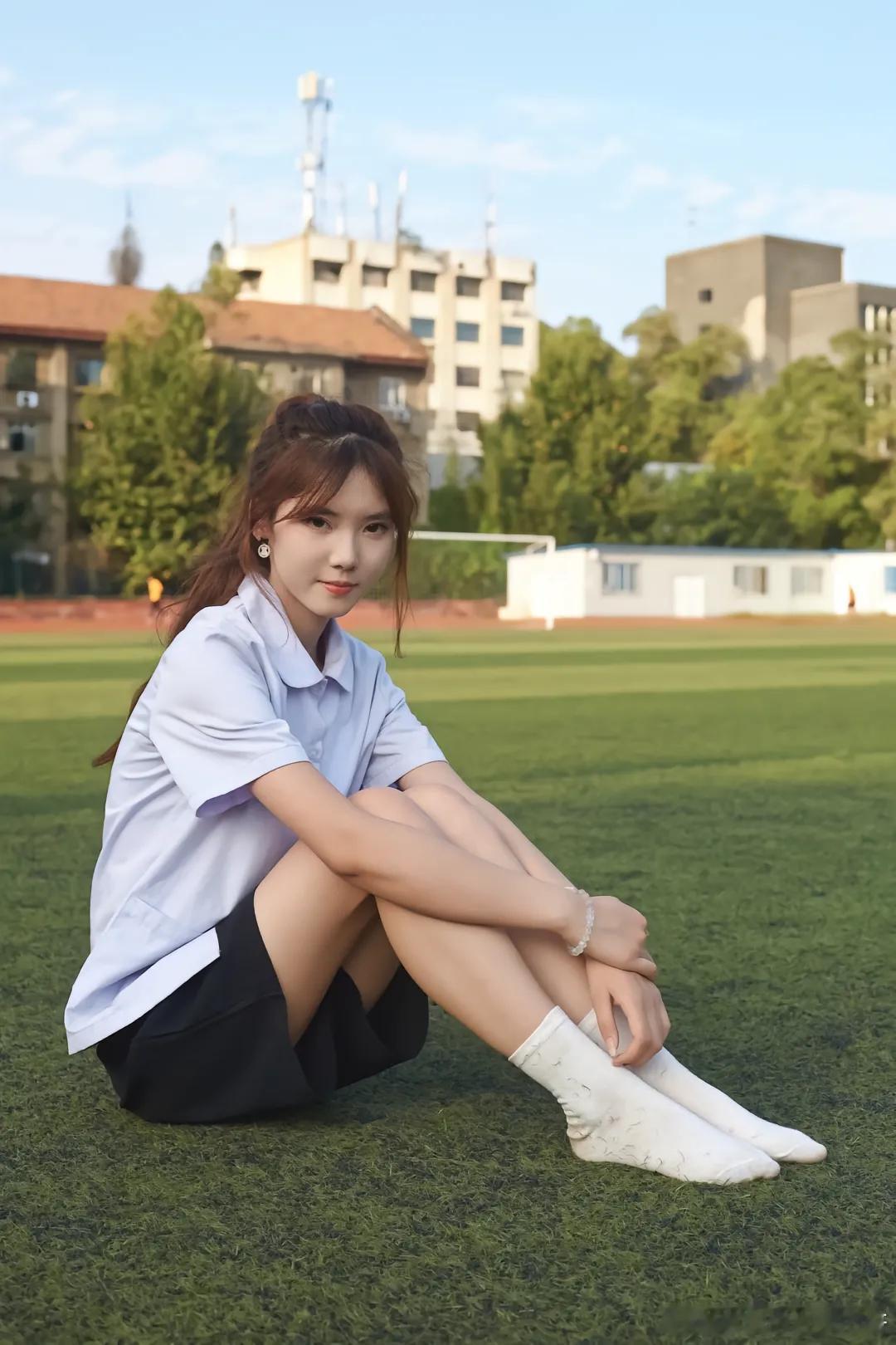 小孩儿哥眼里的女大生～ 