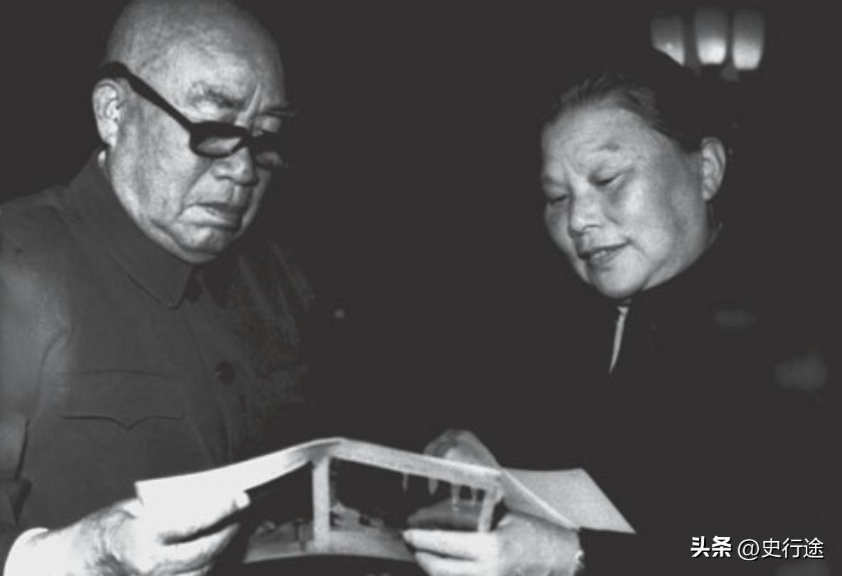 1983年的严打，朱德的孙子因为触犯法律在天津被处以极刑。康克清很气愤。天津市委